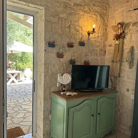 Elia Junior Villa *